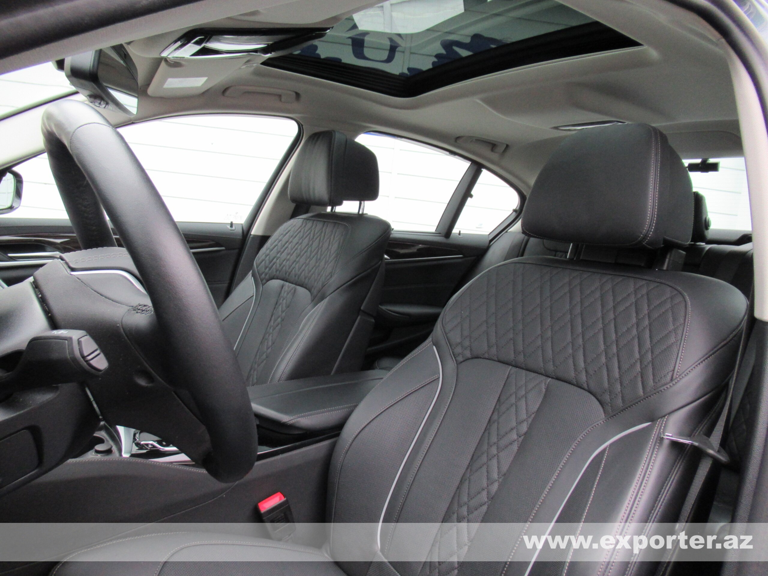 BMW 530i Luxury (photo: 10)