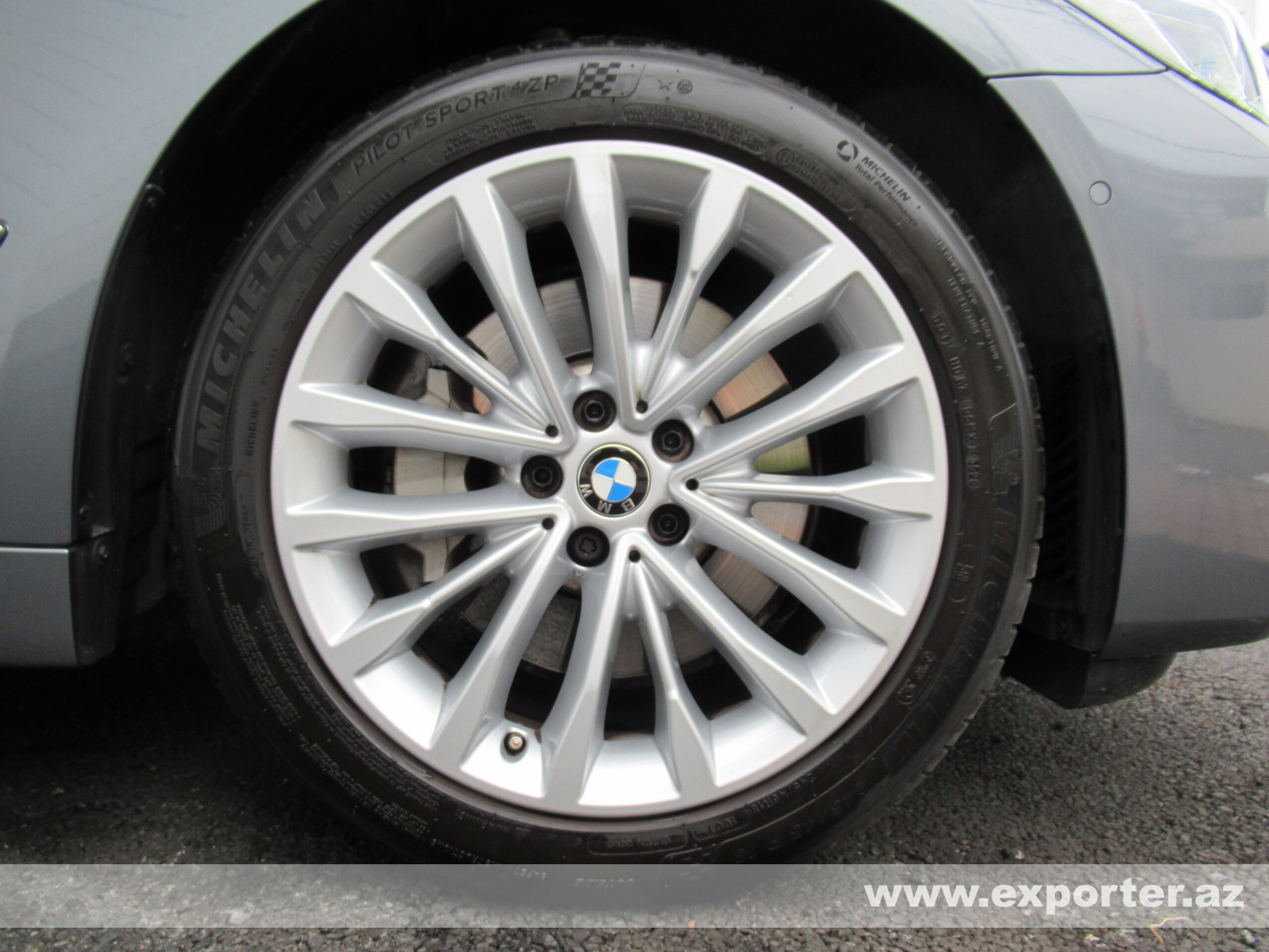BMW 530i Luxury (photo: 8)