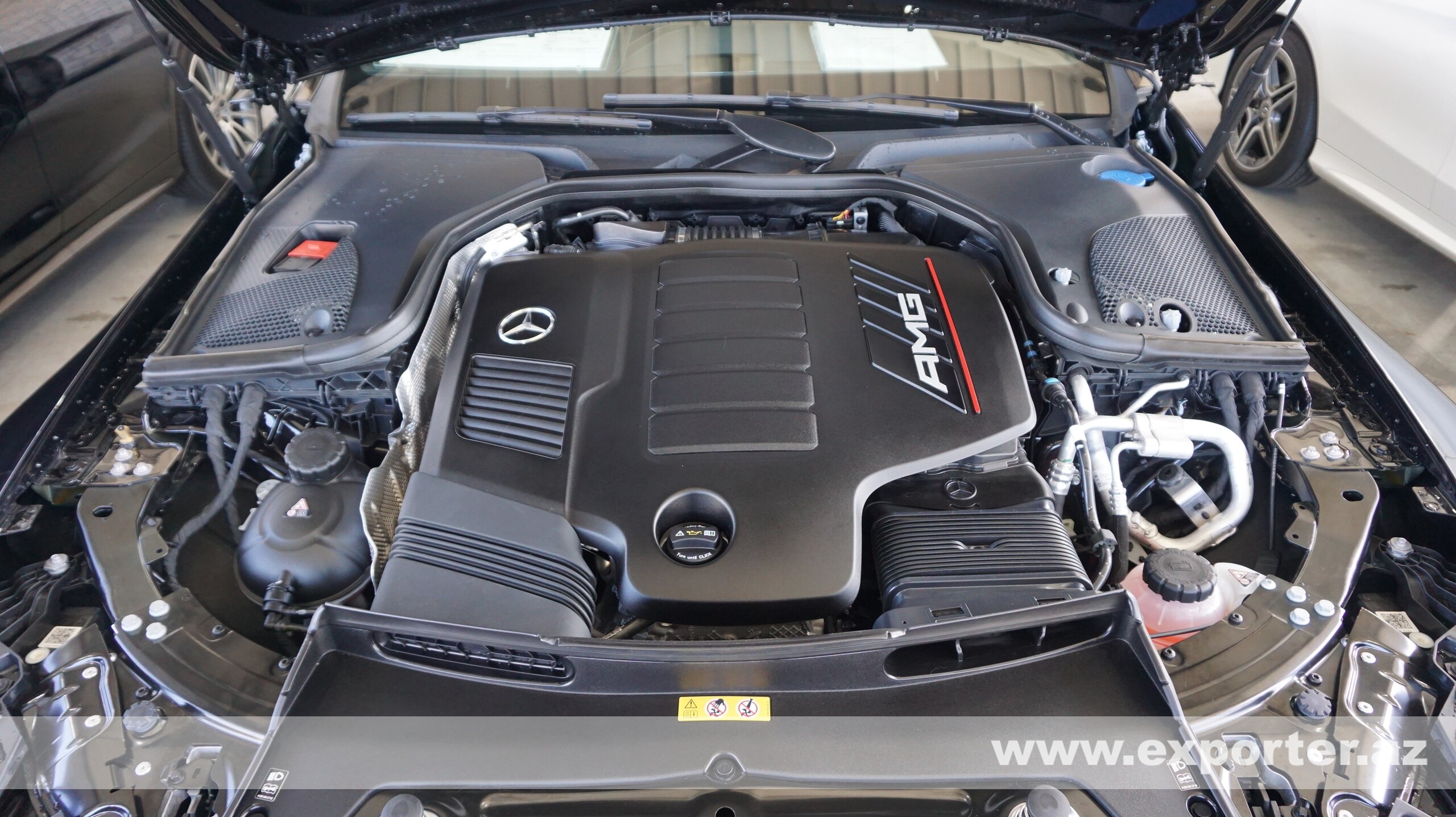 Mercedes Benz AMG GT43 4Matic+ (photo: 33)