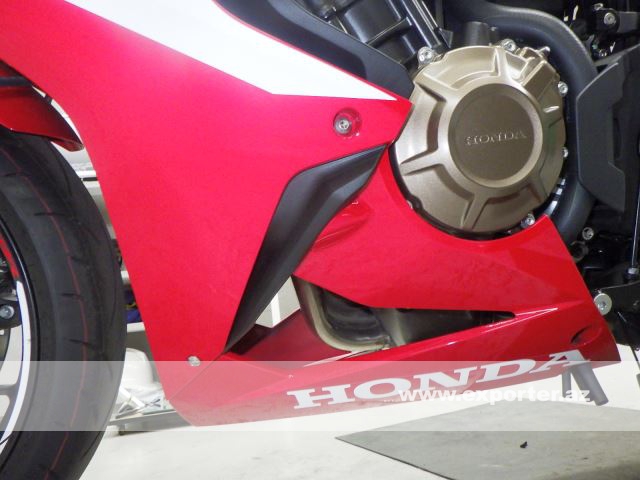Honda CBR650R (photo: 14)