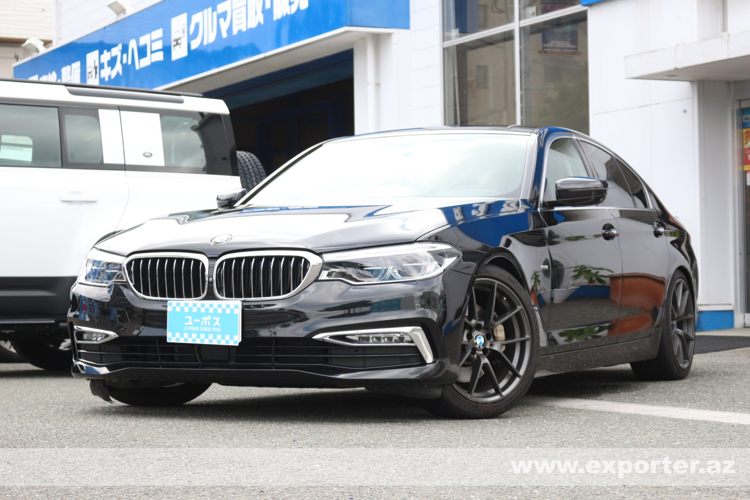 BMW 530i Luxury (photo: 2)