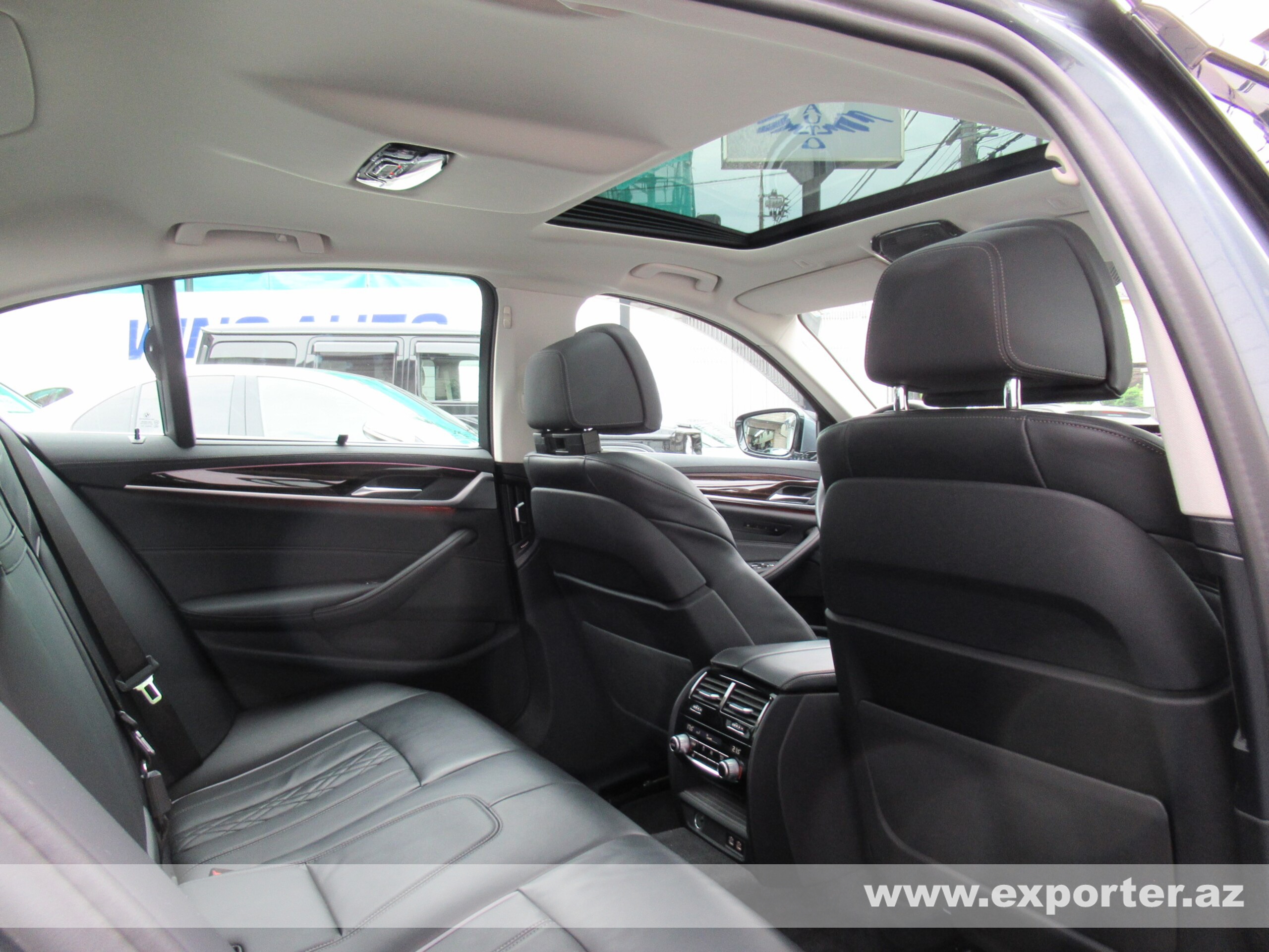 BMW 530i Luxury (photo: 19)