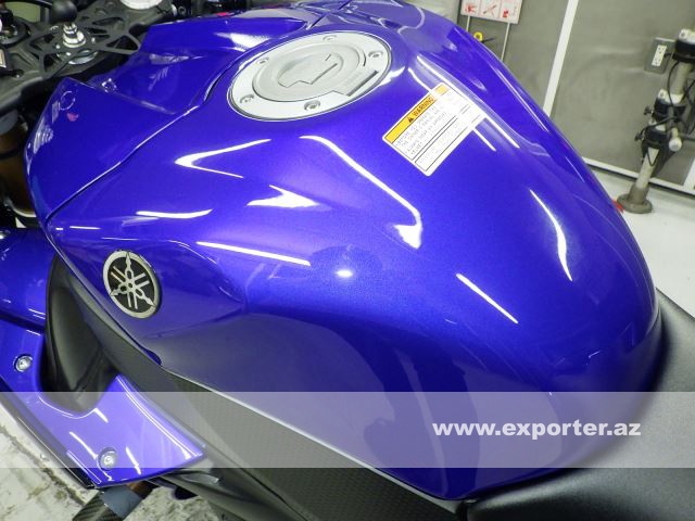 Yamaha YZF-R1 (photo: 11)