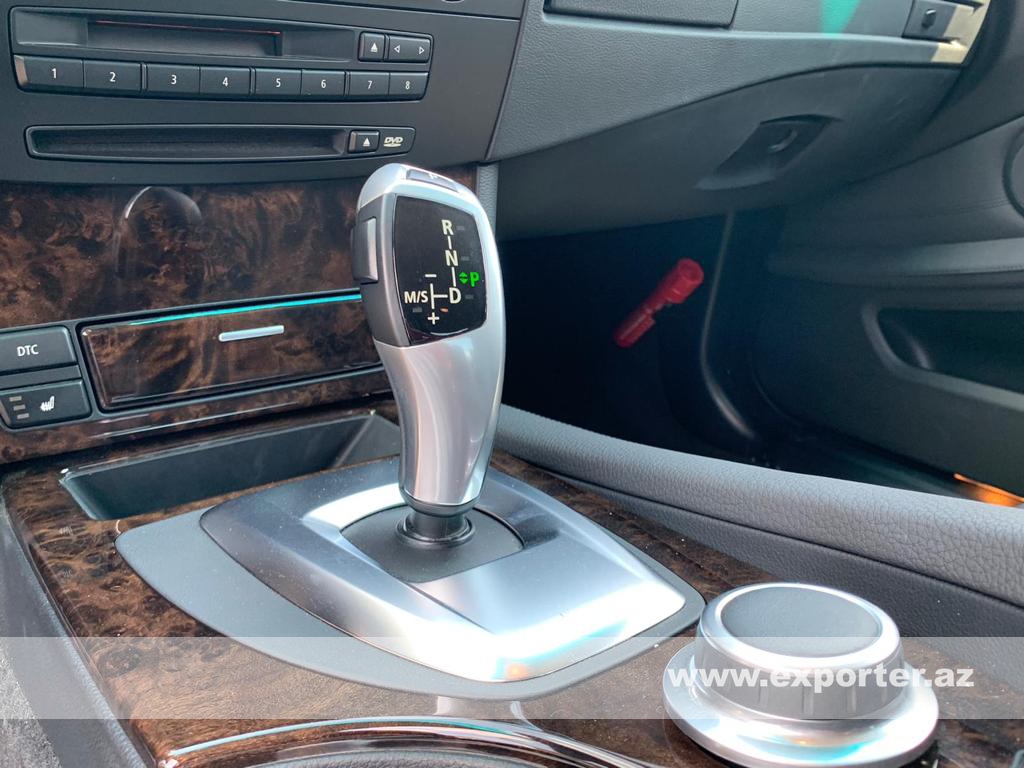 BMW 525i (photo: 12)