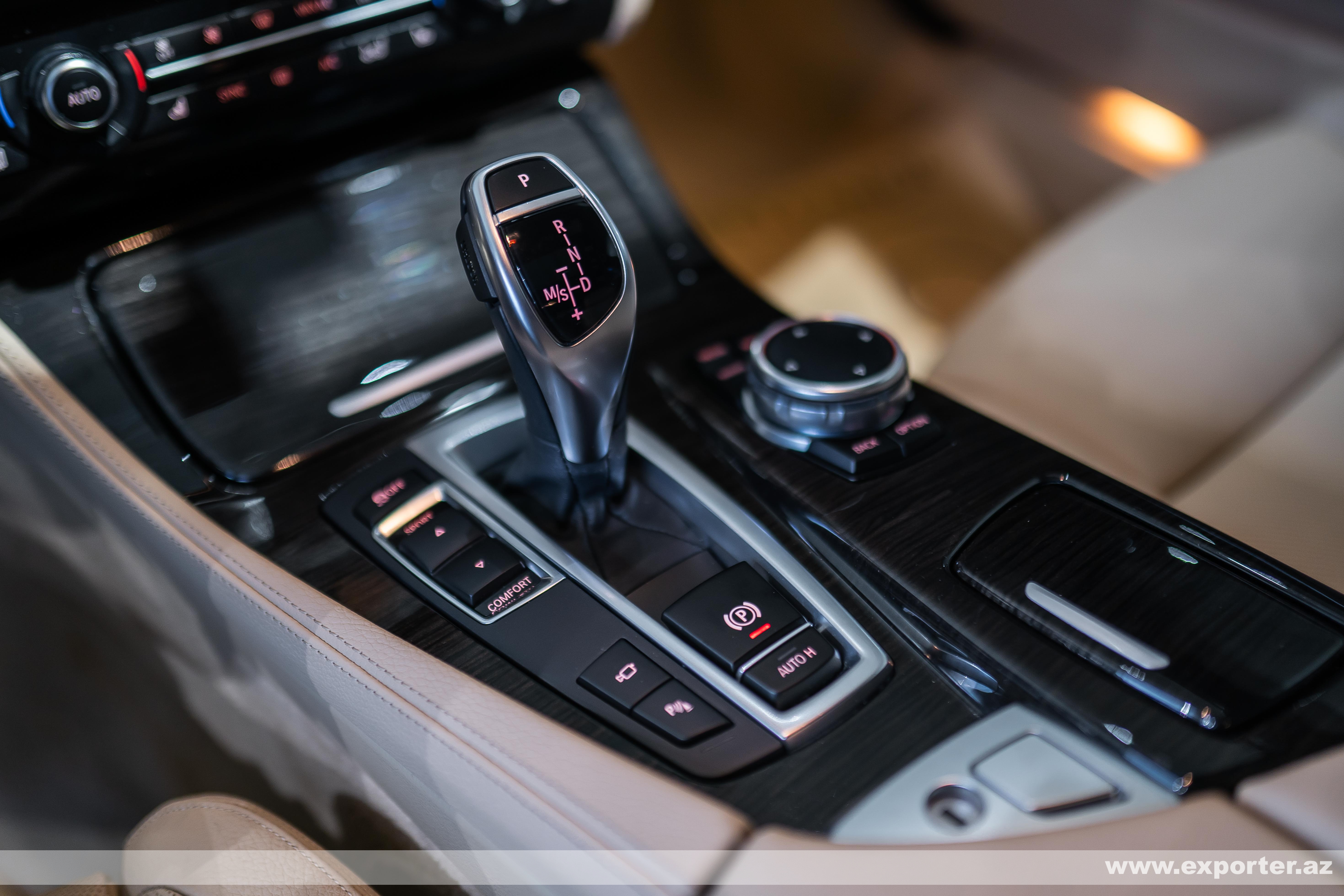 BMW 528i M Sport (photo: 16)