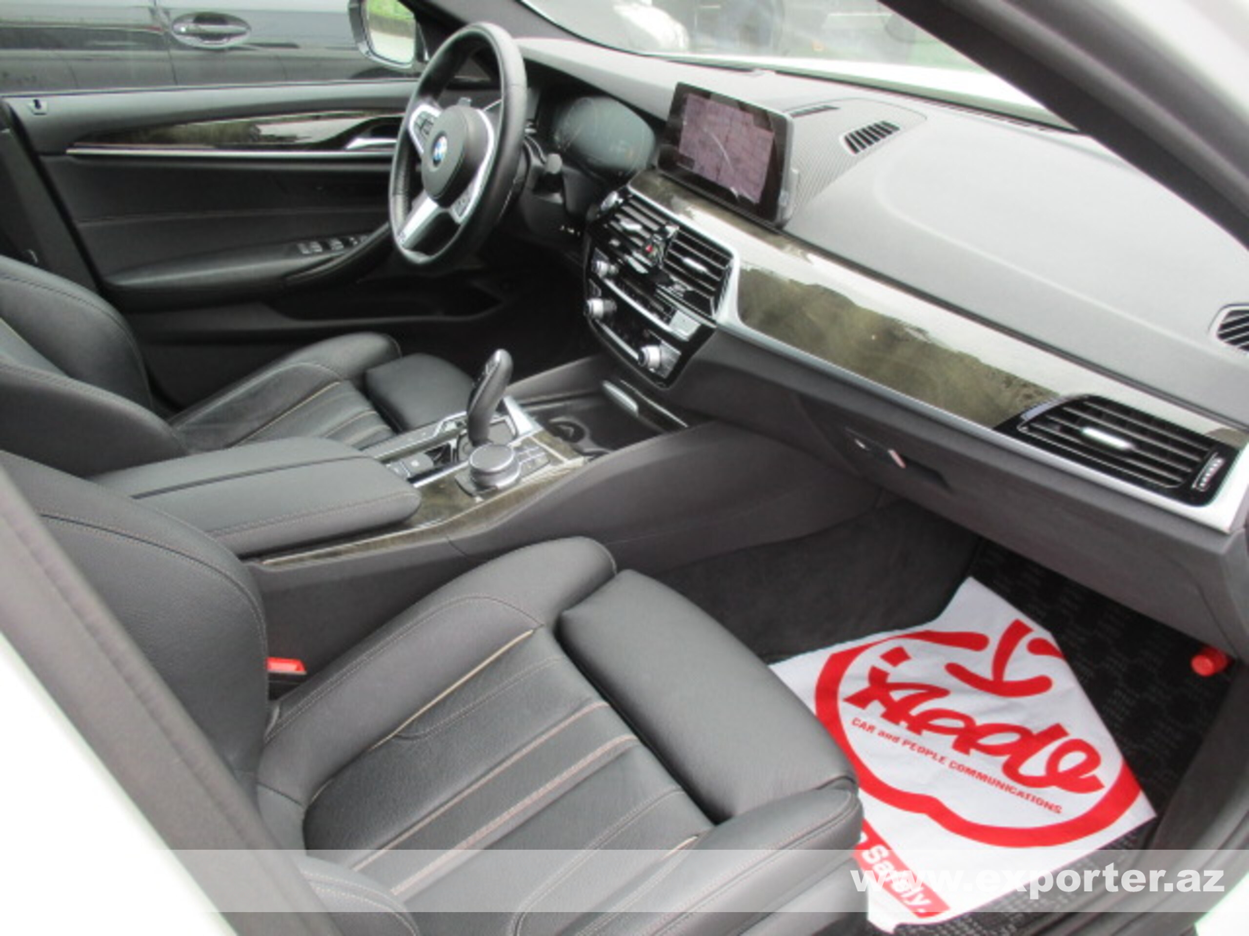 BMW 530i M Sport (photo: 14)