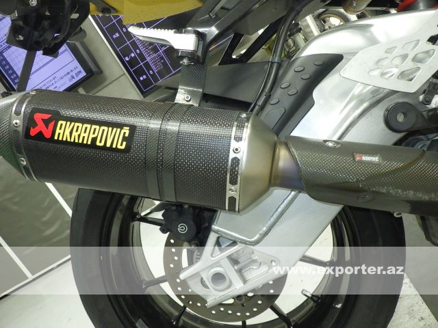 BMW S1000RR (photo: 16)