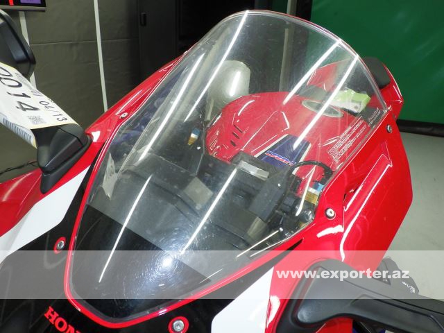 Honda CBR1000RR-R Fireblade SP (photo: 7)