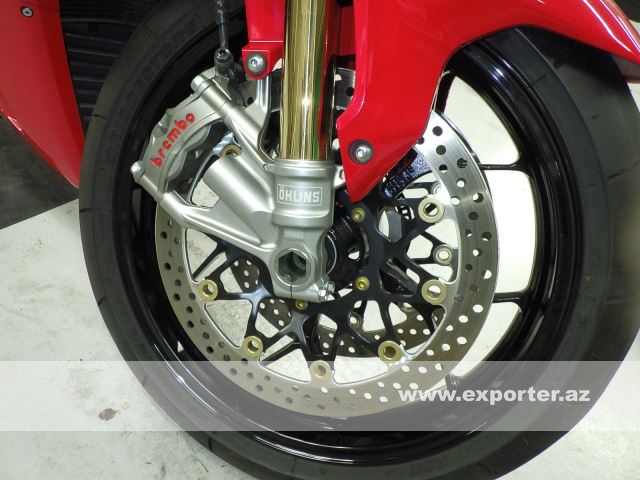 Honda CBR1000RR-R Fireblade SP (photo: 16)