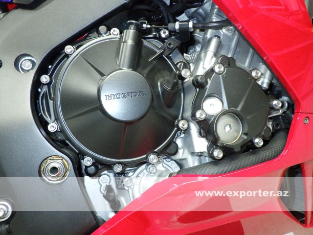 Honda CBR1000RR-R Fireblade SP (photo: 25)