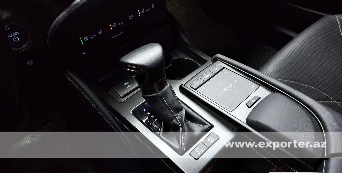 Lexus ES300h Luxury Plus (photo: 10)