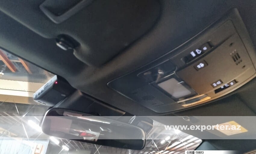 Lexus UX300 e (photo: 5)