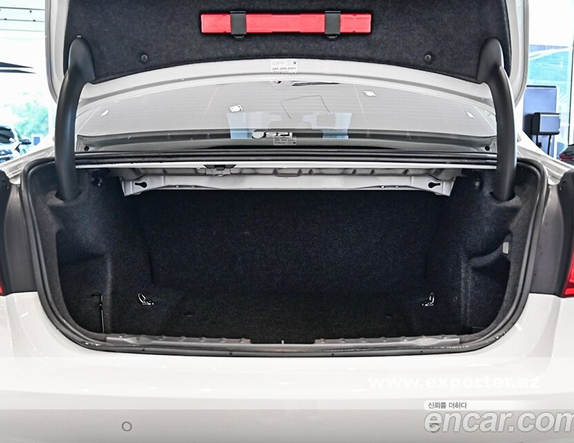 BMW 320d M Sport (photo: 8)