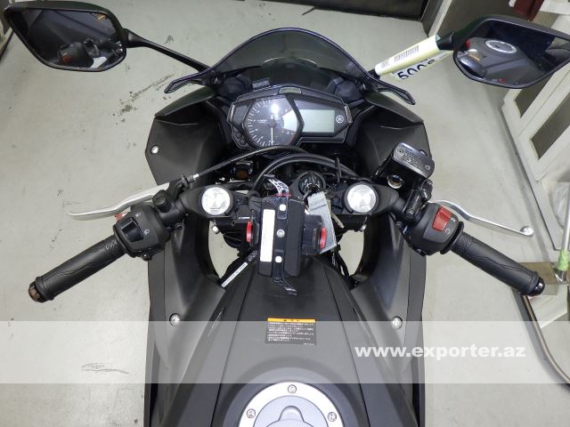 Yamaha YZF-R3 (photo: 8)