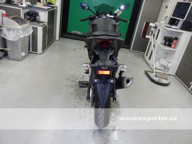 Yamaha YZF-R3 (photo: 7)
